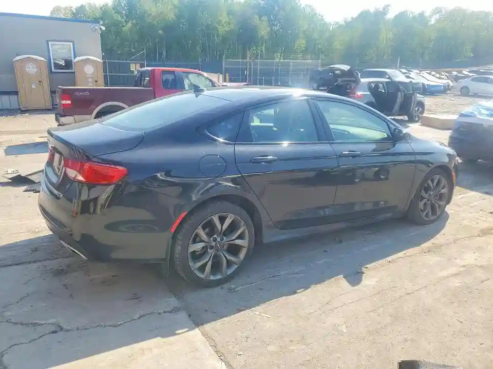 1C3CCCDG7FN711725 2015 CHRYSLER 200-2