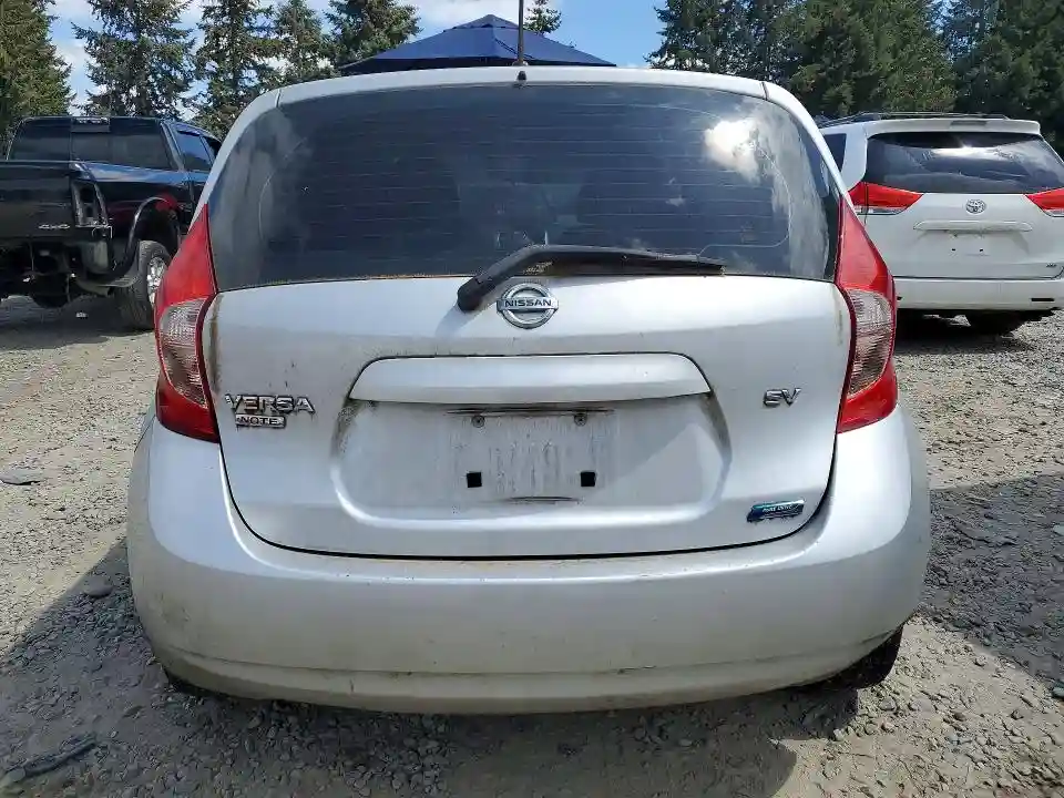 3N1CE2CP0FL376070 2015 NISSAN VERSA-5