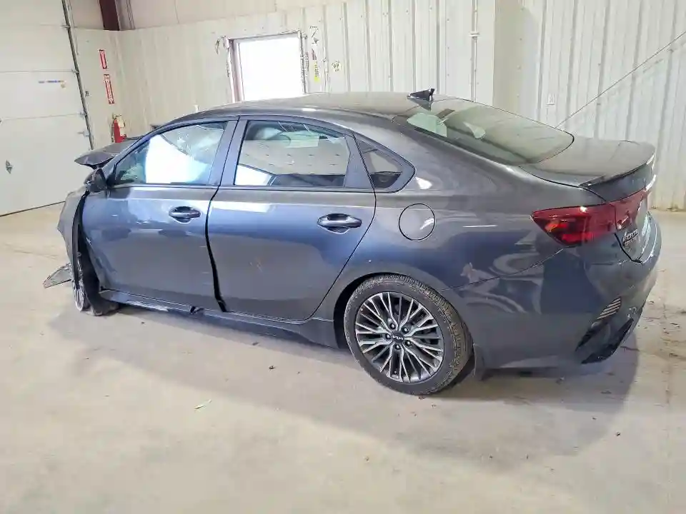 3KPF54AD8RE780113 2024 KIA FORTE-1