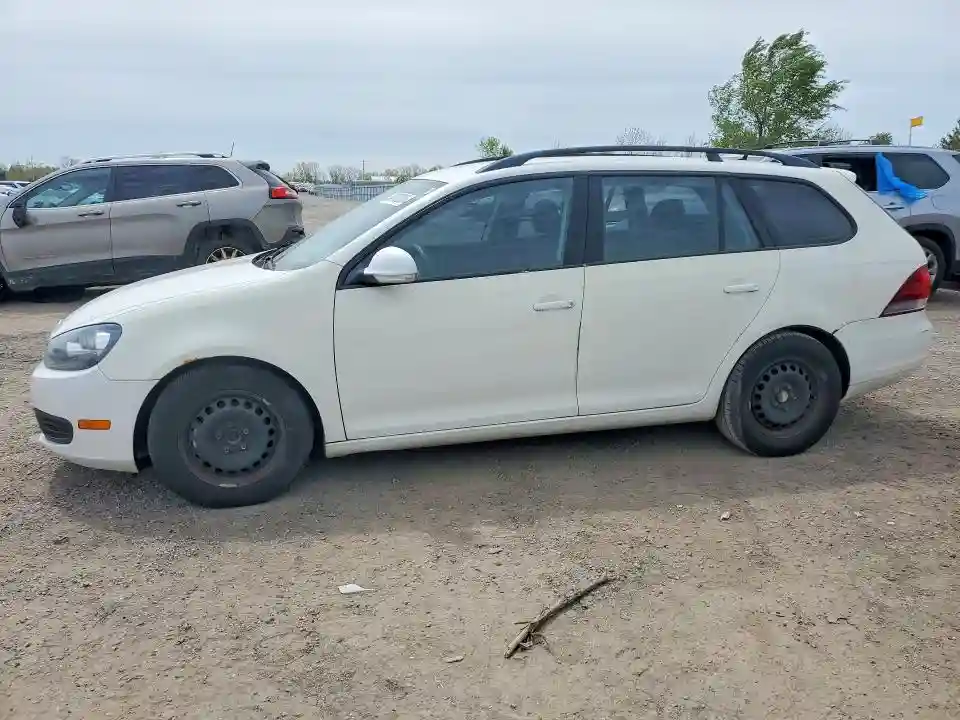 3VWPX7AJXBM660070 2011 VOLKSWAGEN GOLF-0