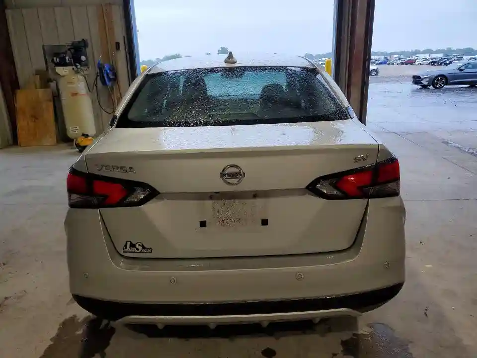 3N1CN8EV4ML833488 2021 NISSAN VERSA-5