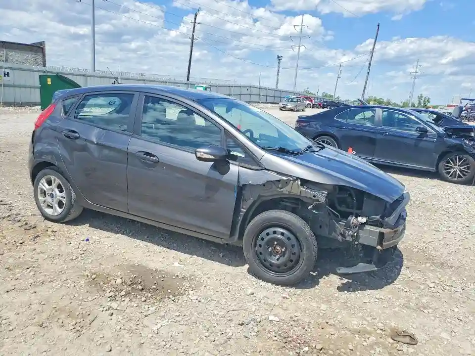 3FADP4EJ4FM158150 2015 FORD FIESTA-3