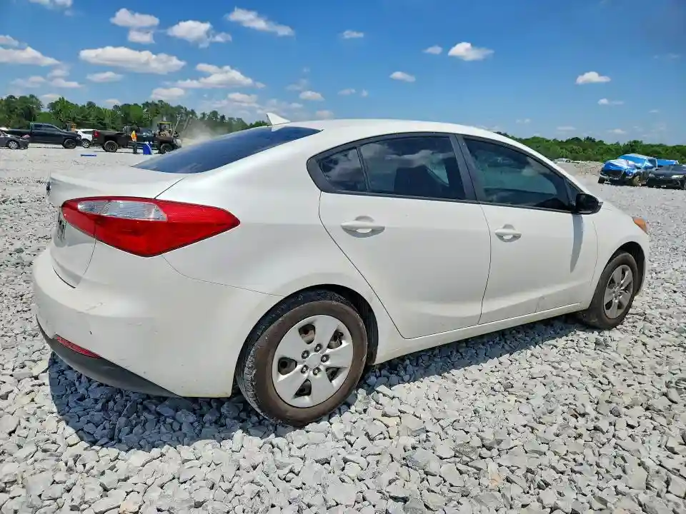 KNAFX4A68F5327528 2015 KIA FORTE-2
