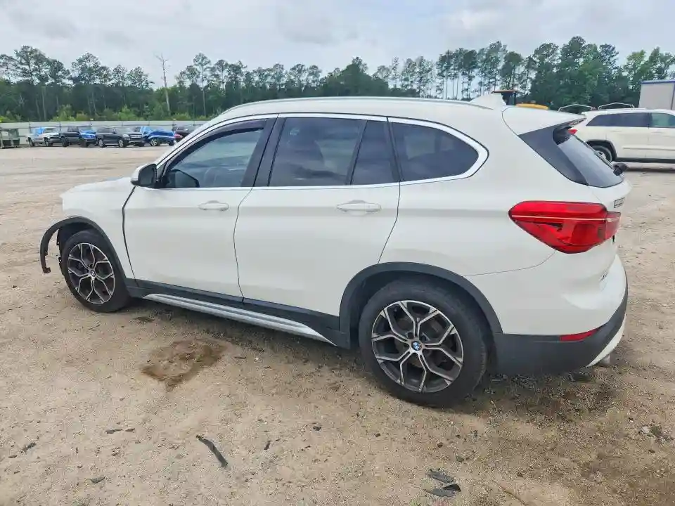 WBXJG9C08L5P75401 2020 BMW X1-1