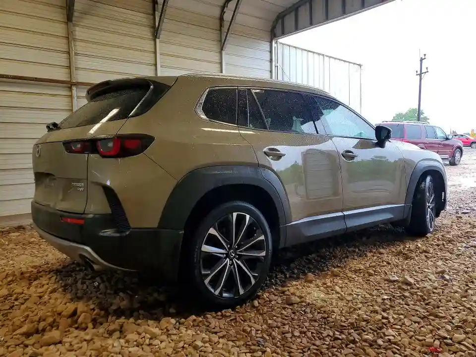 7MMVABEY1PN102143 2023 MAZDA CX-50-2