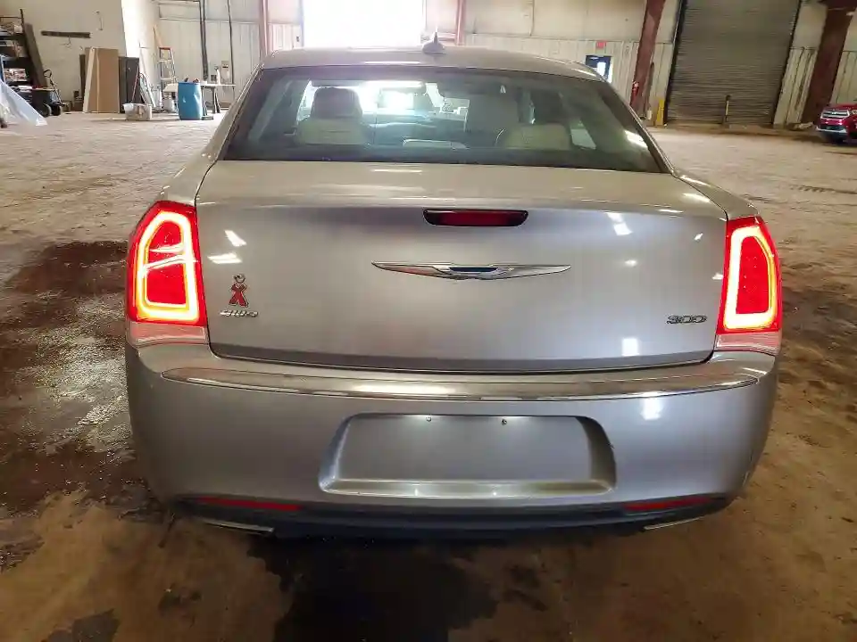 2C3CCARGXHH571372 2017 CHRYSLER 300-5
