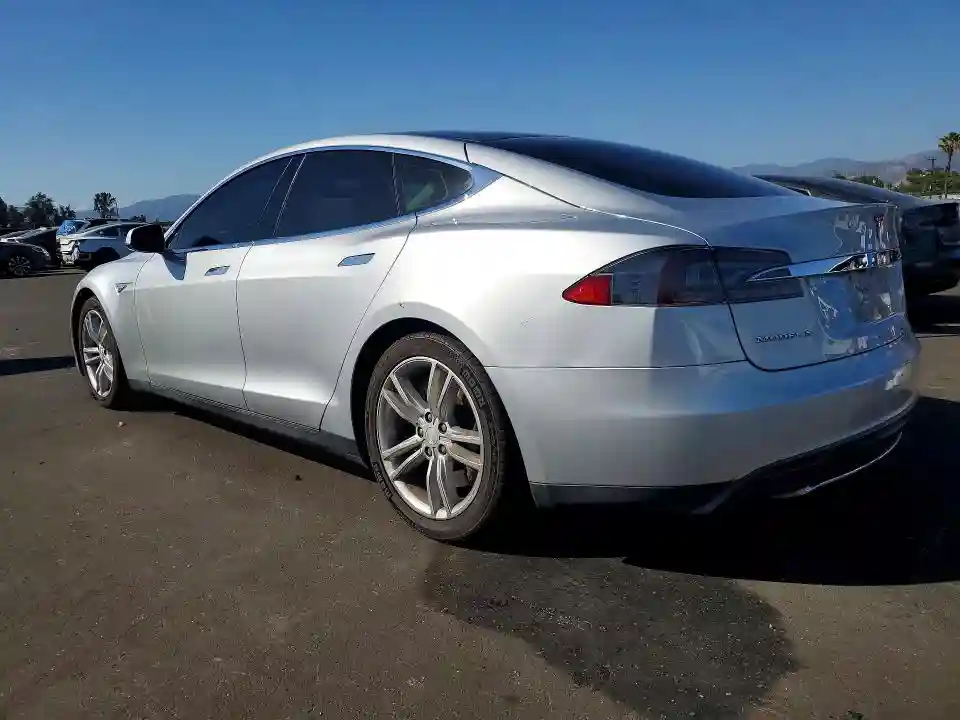 5YJSA1CN6CFP02929 2012 TESLA MODEL S-1