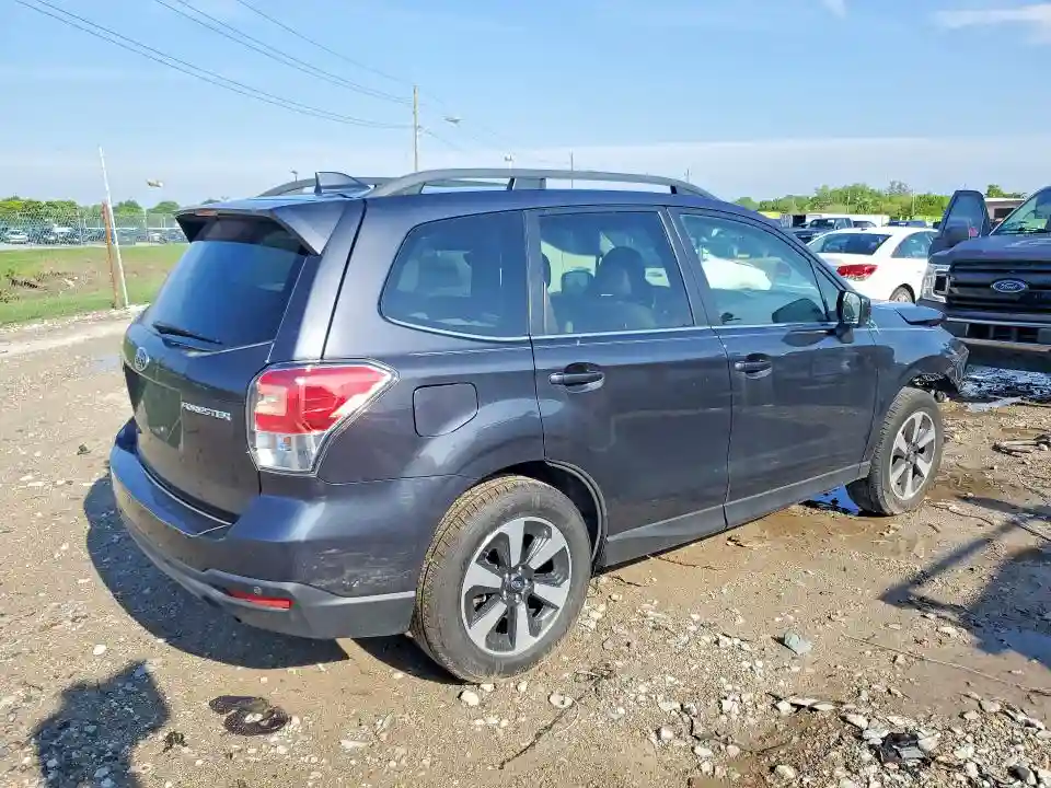 JF2SJARC7JH463265 2018 SUBARU FORESTER-2