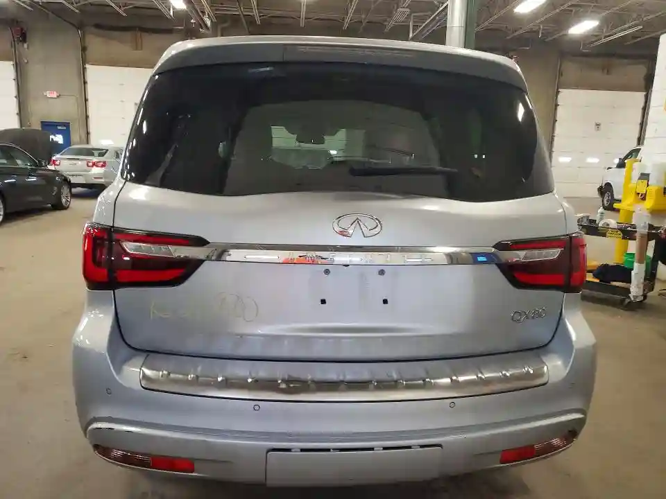 JN8AZ2NF7J9662274 2018 INFINITI QX80-5