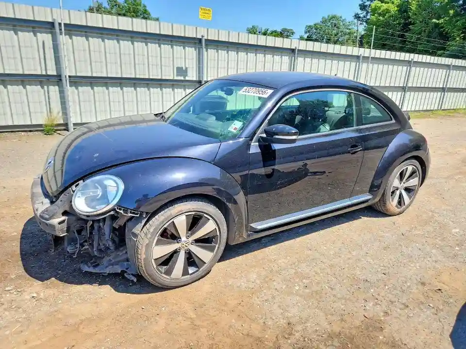 3VWVA7AT0DM615118 2013 VOLKSWAGEN BEETLE-0