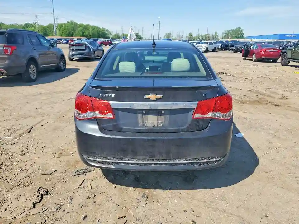 1G1PE5SBXE7161734 2014 CHEVROLET CRUZE-5