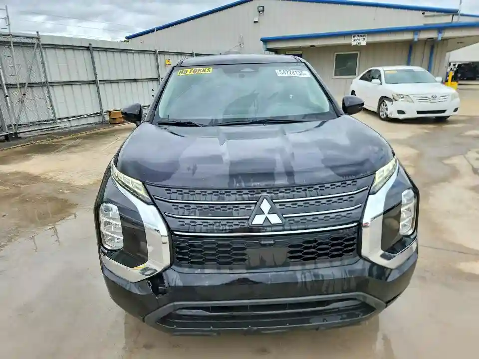 JA4J3TA82NZ050753 2022 MITSUBISHI OUTLANDER-4