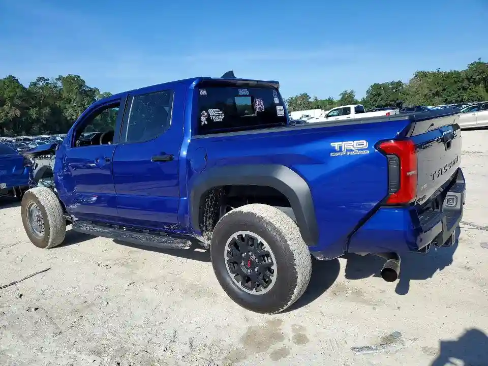 3TYLB5JN4RT058416 2024 TOYOTA TACOMA TRD-1