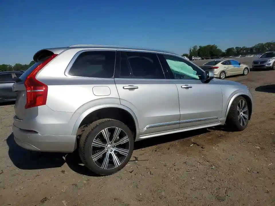 YV4BR0CL4N1812906 2022 VOLVO XC90-2