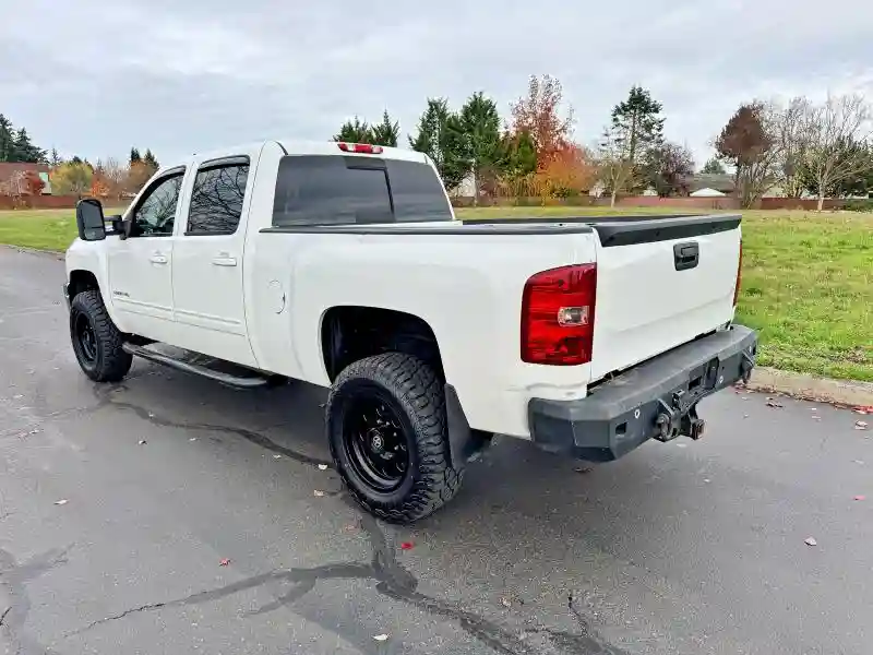 1GC1KYE84DF230977 2013 CHEVROLET SILVERADO-2