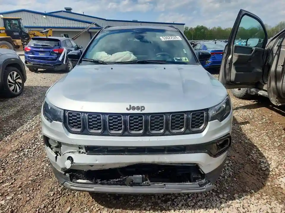 3C4NJDCN5TT165678 2026 JEEP COMPASS-4