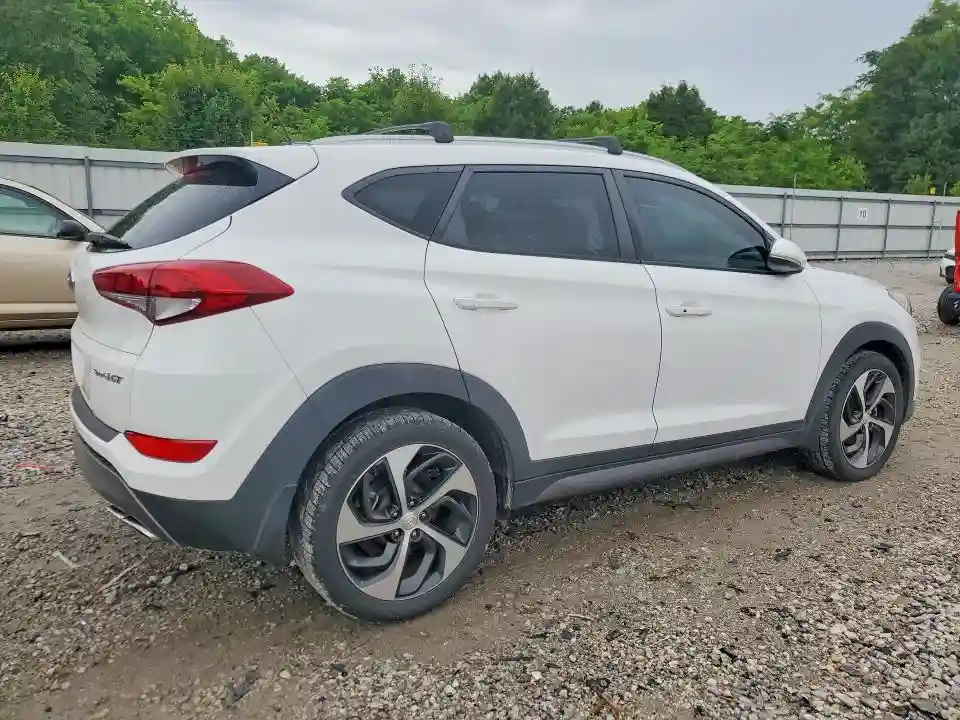 KM8J33A22GU243420 2016 HYUNDAI TUCSON-2