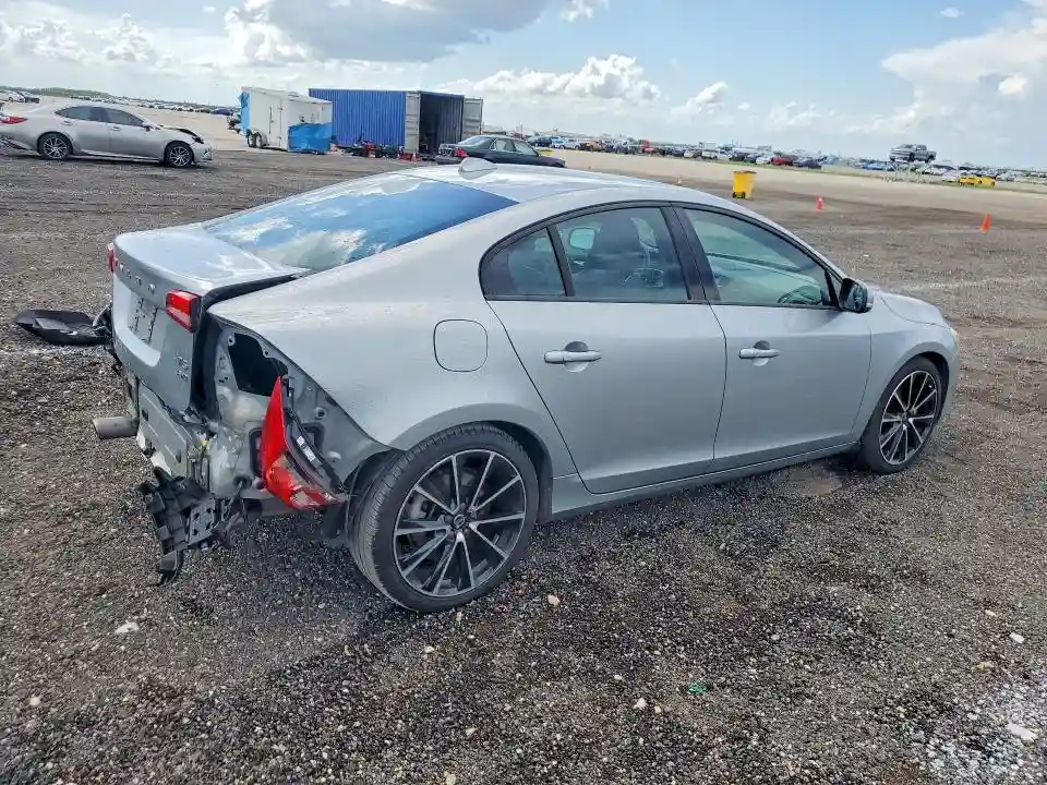 YV140MTL2H2431786 2017 VOLVO S60-2