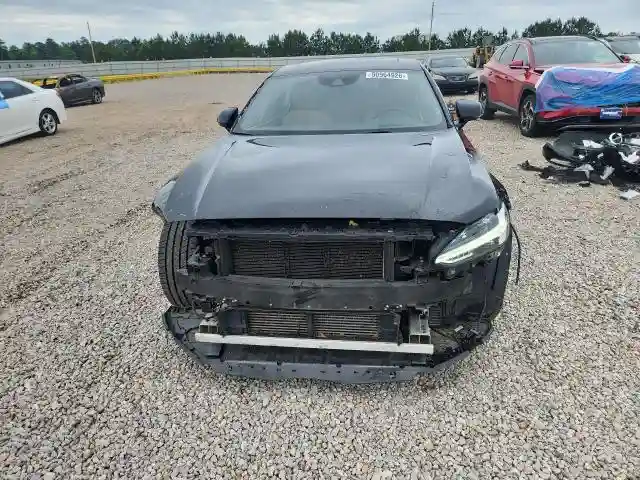 LVY982AK1JP018469 2018 VOLVO S90-4