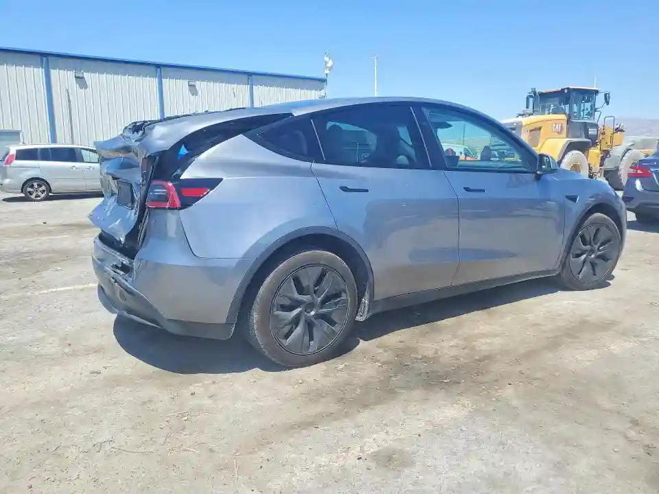 7SAYGDEE1SF278651 2025 TESLA MODEL Y-2