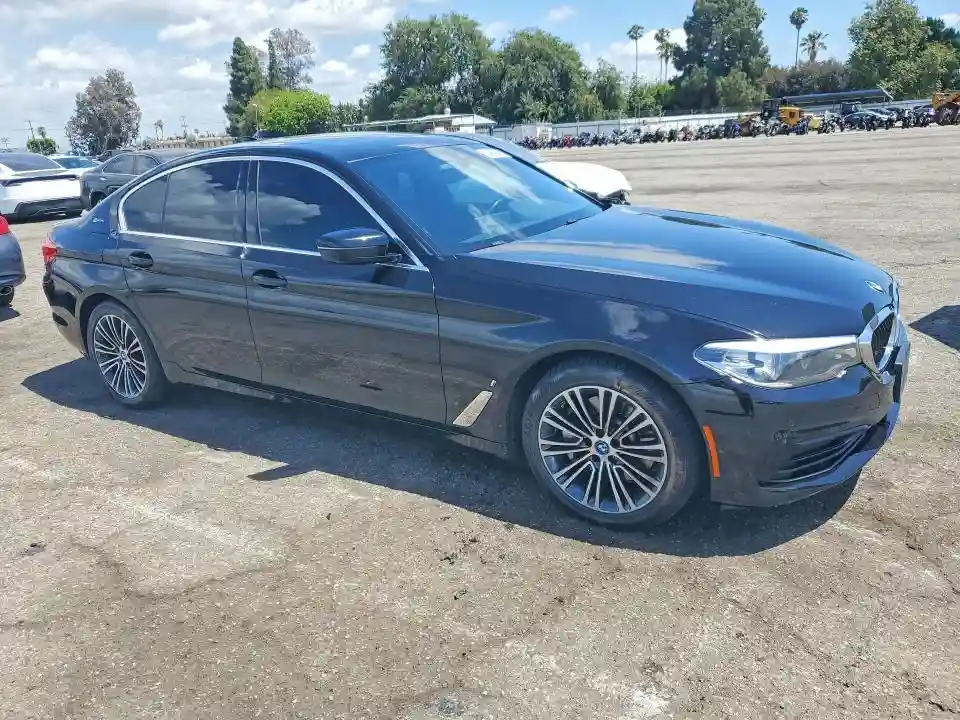 WBAJA9C56KB389521 2019 BMW 5 SERIES-3