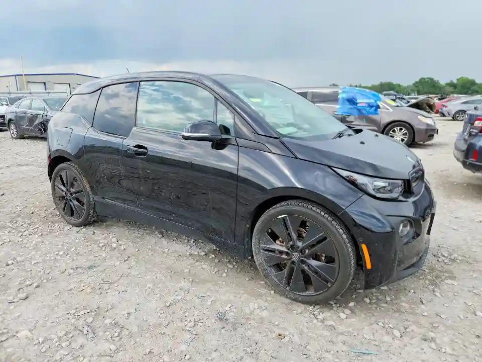 WBY1Z2C5XGV556437 2016 BMW I SERIES-3