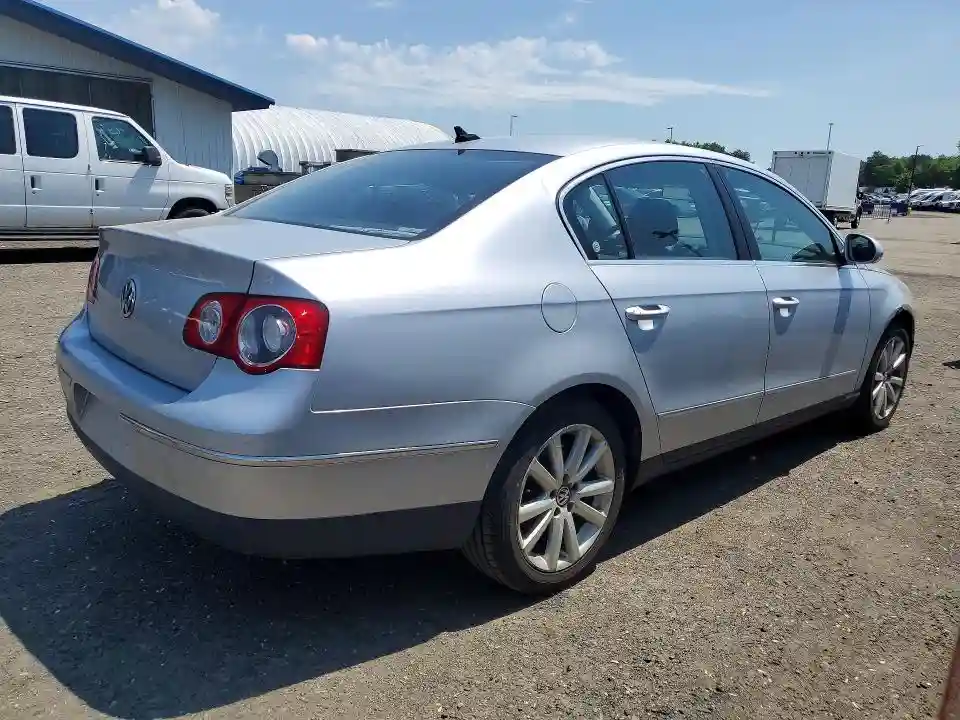 WVWJM7AN7AE099710 2010 VOLKSWAGEN PASSAT-2