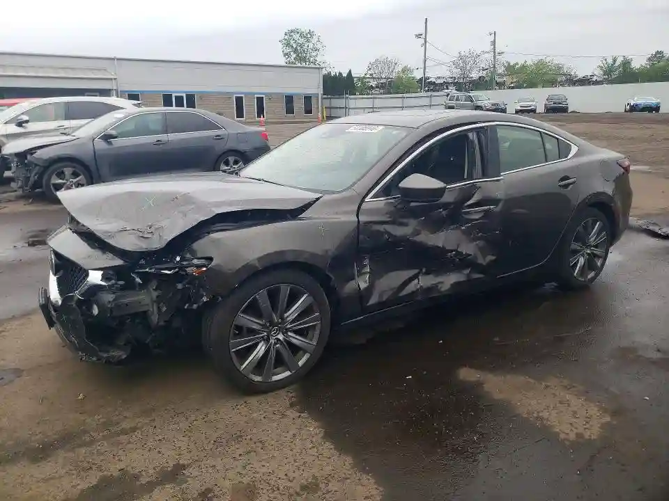 JM1GL1VM9J1315849 2018 MAZDA 6-0