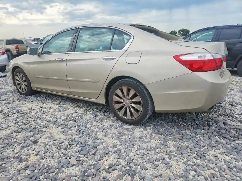 1HGCR3F88DA023870 2013 HONDA ACCORD-1