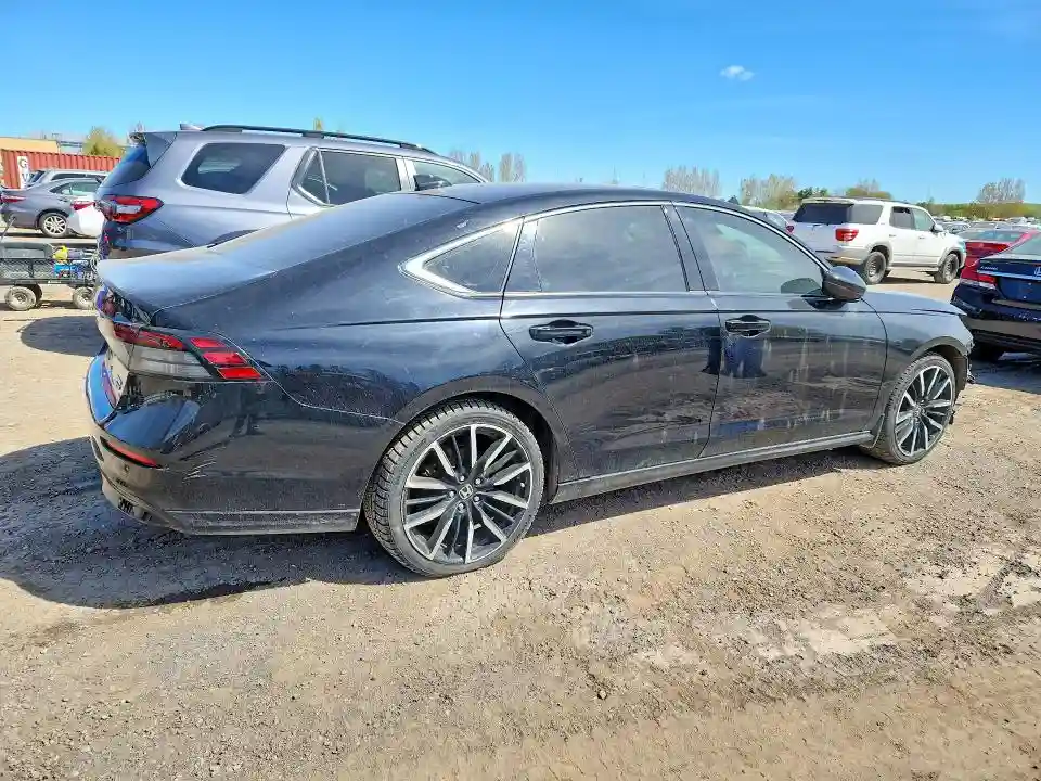 1HGCY2F89RA800433 2024 HONDA ACCORD-2