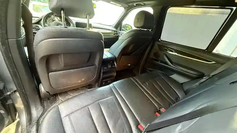 5UXKR0C36H0V71913 2017 BMW X5-5