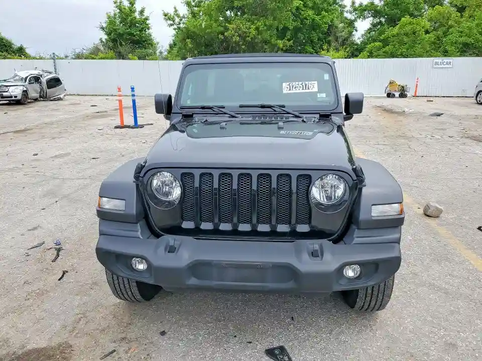 1C4HJXDG8NW176671 2022 JEEP WRANGLER-4