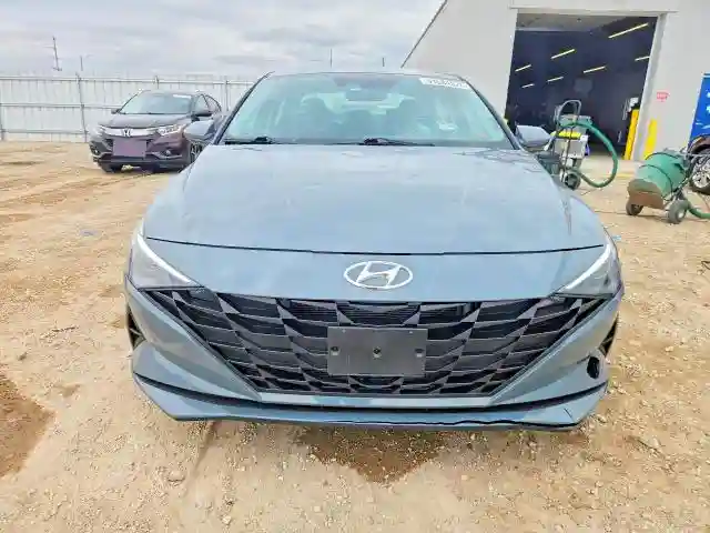 KMHLM4AJ2PU039607 2023 HYUNDAI ELANTRA-4