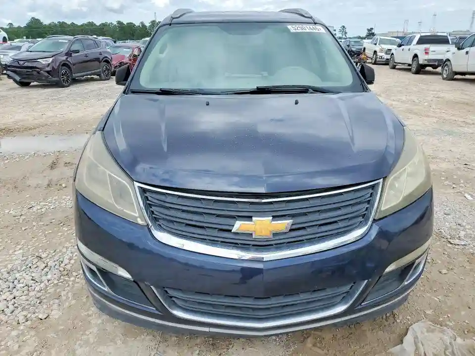 1GNKRFED1HJ139581 2017 CHEVROLET TRAVERSE-4
