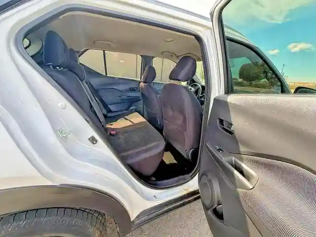 3N1CP5CU6JL540111 2018 NISSAN KICKS-5