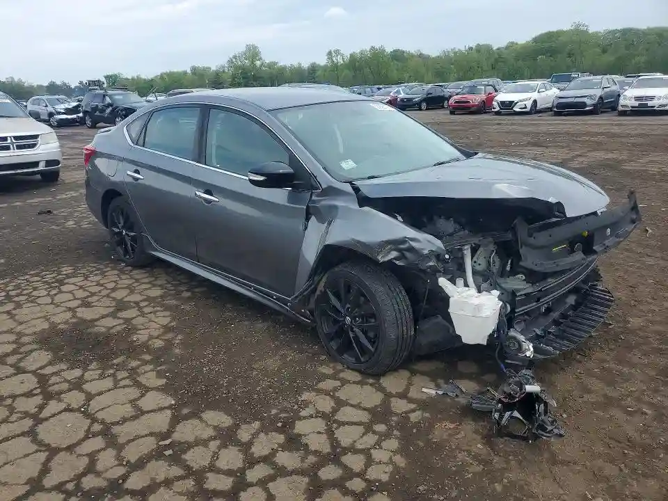 3N1AB7AP9JY282524 2018 NISSAN SENTRA-3
