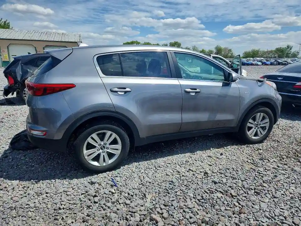 KNDPMCAC3H7139863 2017 KIA SPORTAGE-2