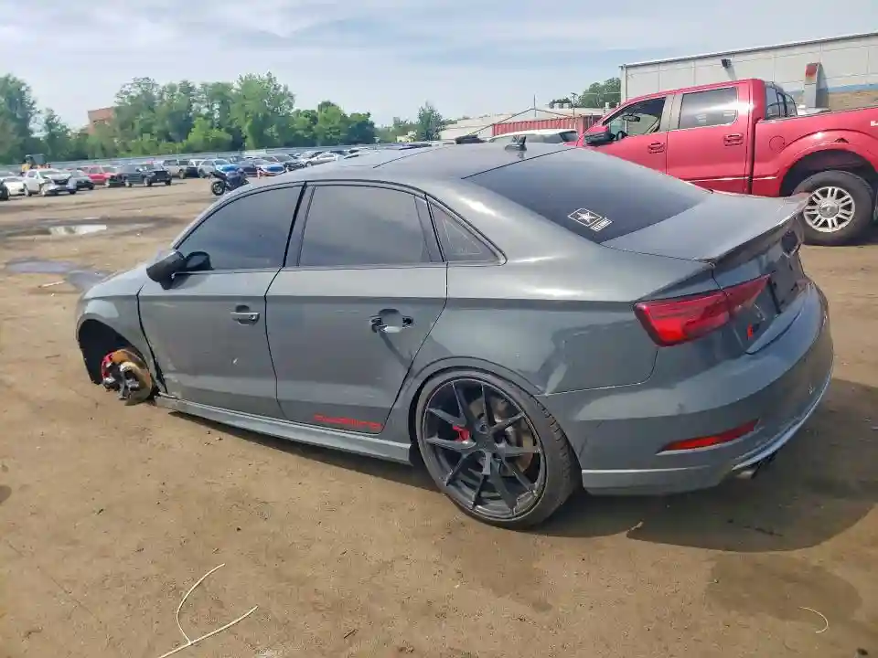 WAUB1GFFXH1042737 2017 AUDI S3-1