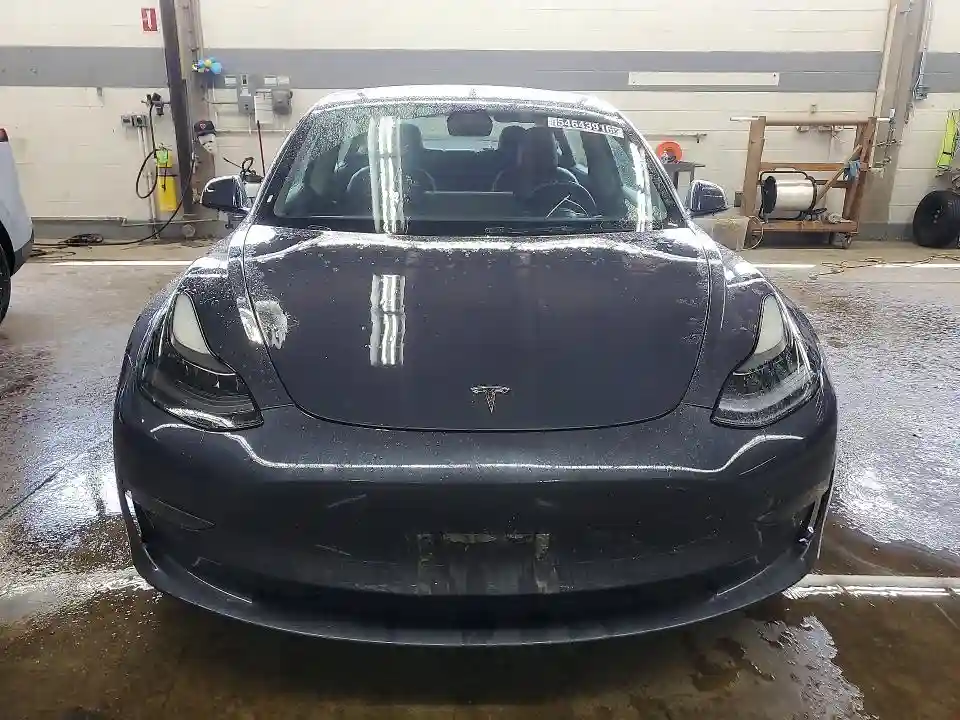 5YJ3E1EA7NF188093 2022 TESLA MODEL 3-4