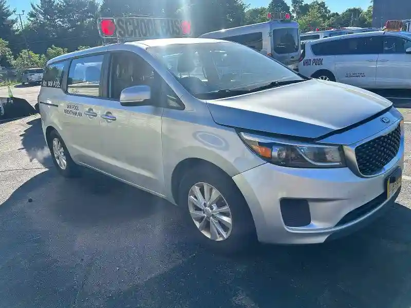 KNDMA5C1XH6264741 2017 KIA SEDONA-0