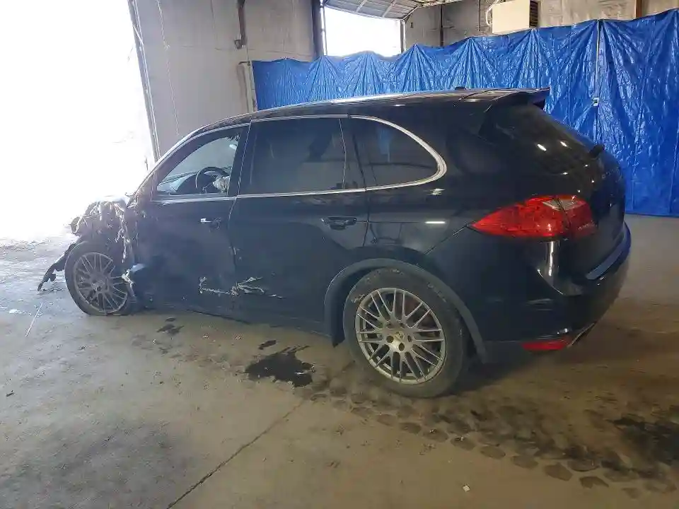 WP1AB2A24CLA43512 2012 PORSCHE CAYENNE-1