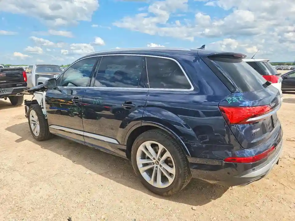 WA1VVBF79SD006103 2025 AUDI Q7-1