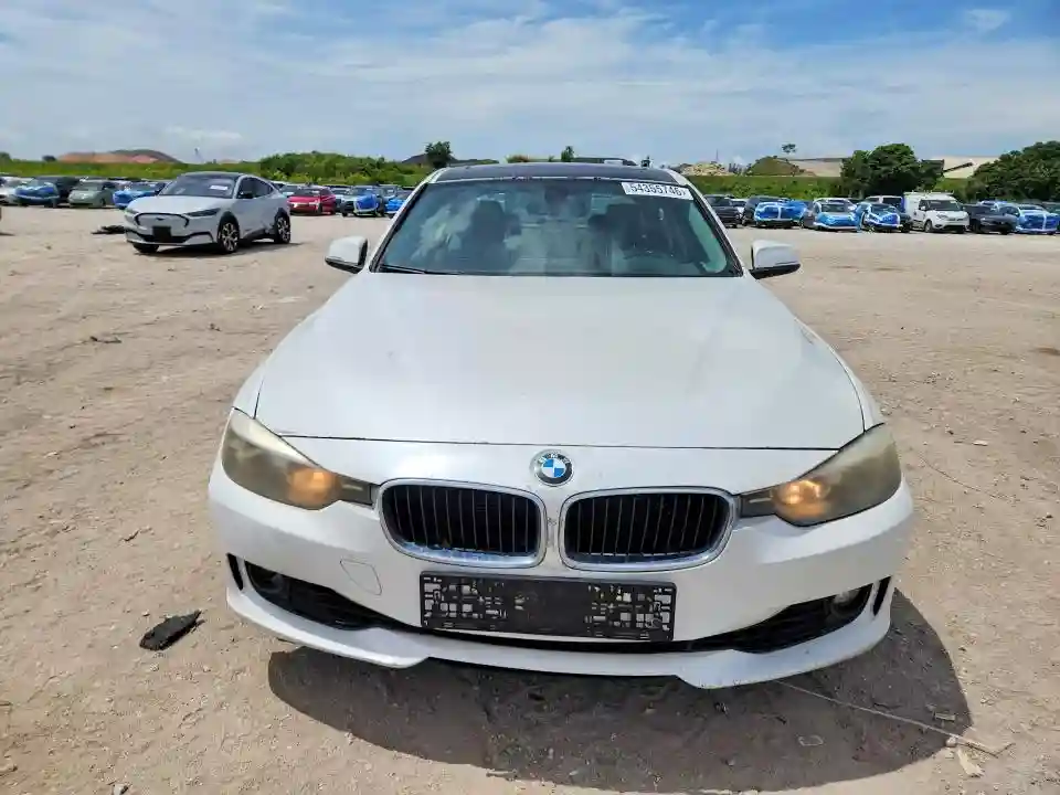 WBA3B3C56DF535169 2013 BMW 3 SERIES-4