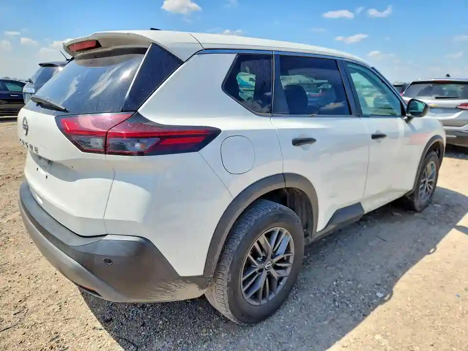 5N1BT3AA1NC705691 2022 NISSAN ROGUE-2