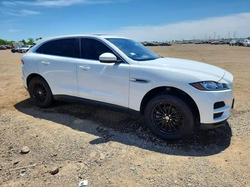 SADCS2FXXKA391439 2019 JAGUAR F-PACE-3