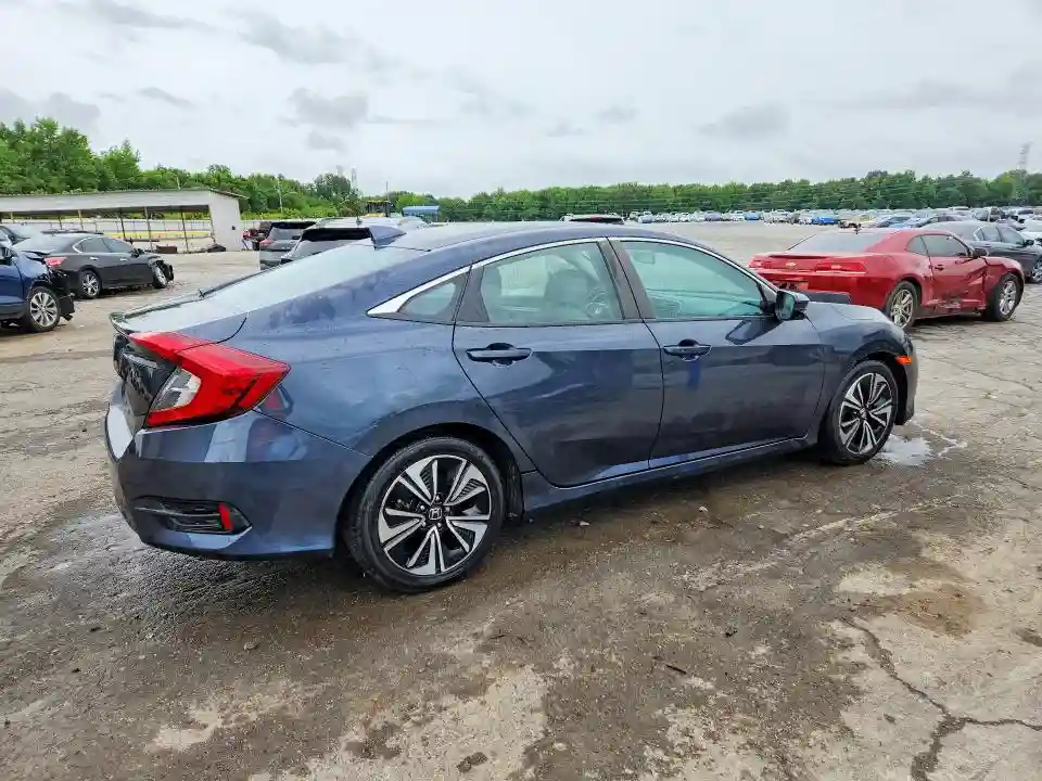2HGFC1E37JH643163 2018 HONDA CIVIC-2