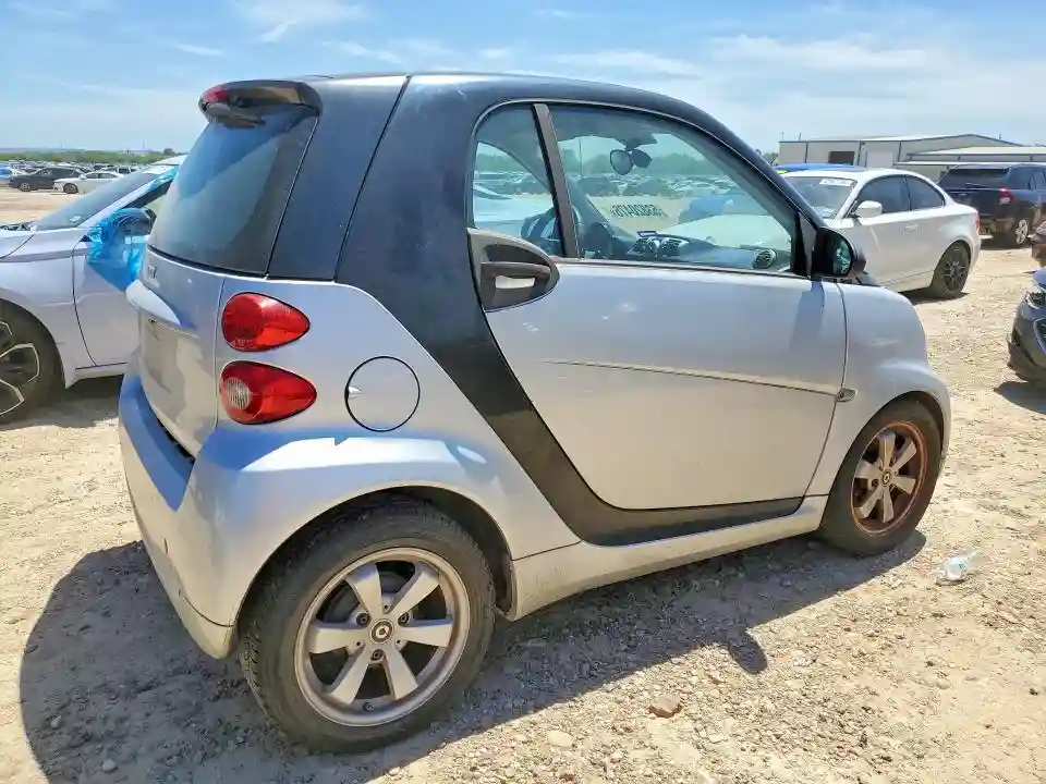 WMEEJ3BA7CK568007 2012 SMART FORTWO-2