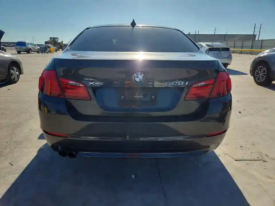 WBAXH5C50DDW15574 2013 BMW 5 SERIES-5