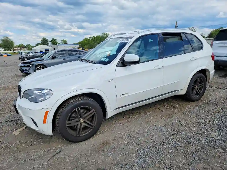 5UXZV4C51D0B06598 2013 BMW X5-0