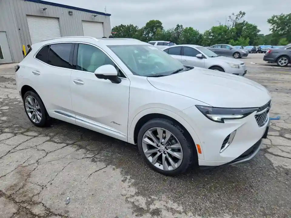 LRBFZSR42PD172968 2023 BUICK ENVISION-3